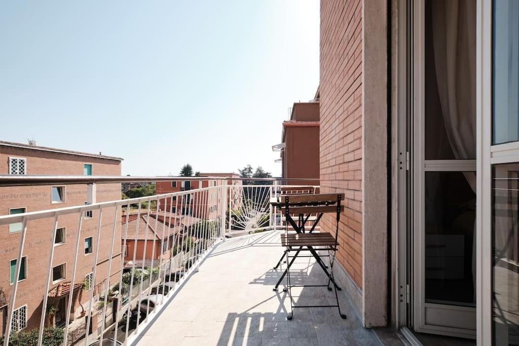 Ospedale Gemelli-Vaticano Domus Di Pace 1Bdr โรม ภายนอก รูปภาพ